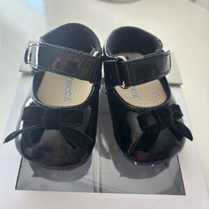 Robeez Shiny Black Dress Shoes with Bow